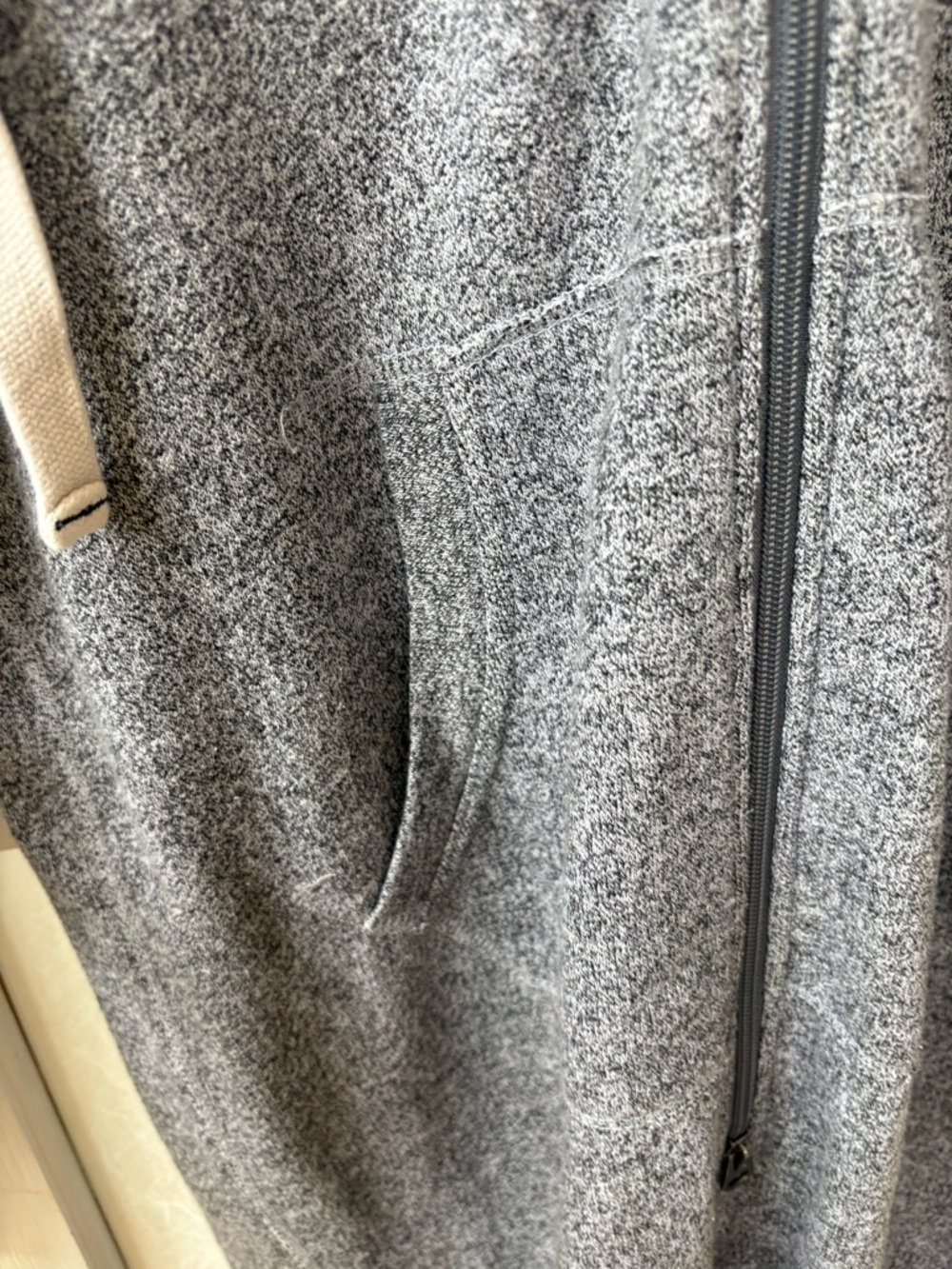 🦫 Roots Cabin Gray Zip-Up Hooded Onesie - Picture 10 of 13